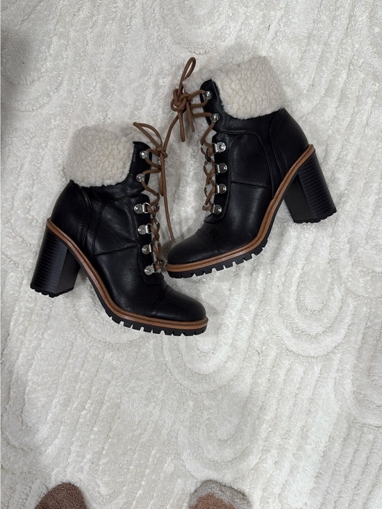 Shoes - Women’s Black Faux-Shearling Lace-Up Block Heel Boots